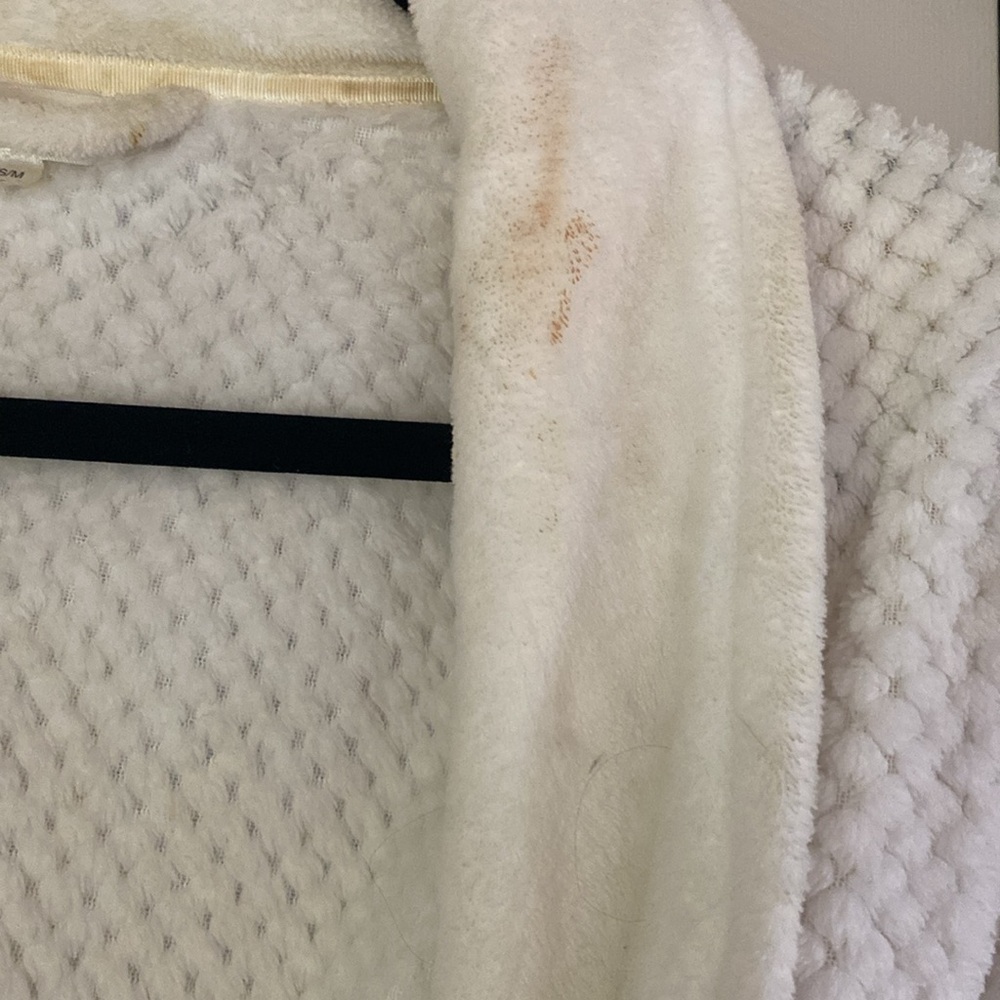 Ulta Robe - Picture 3 of 7